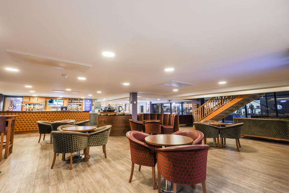 Waterside Hotel And Leisure Club 48/59