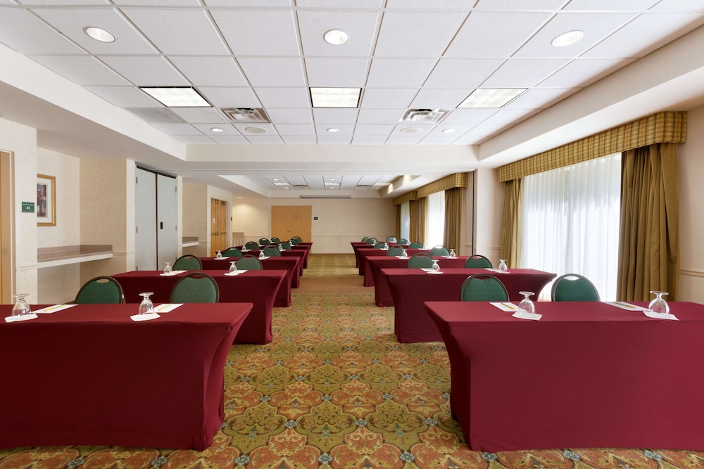Hilton Garden Inn Atlanta Northpoint Hotel 48/65