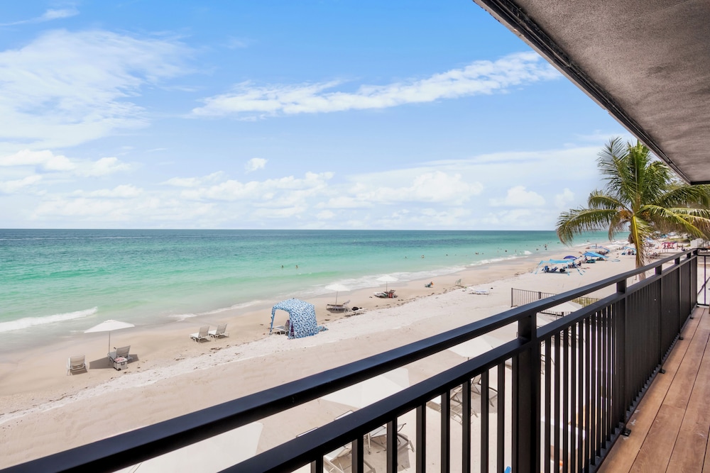 Seaside at Anna Maria Island Inn 34/46