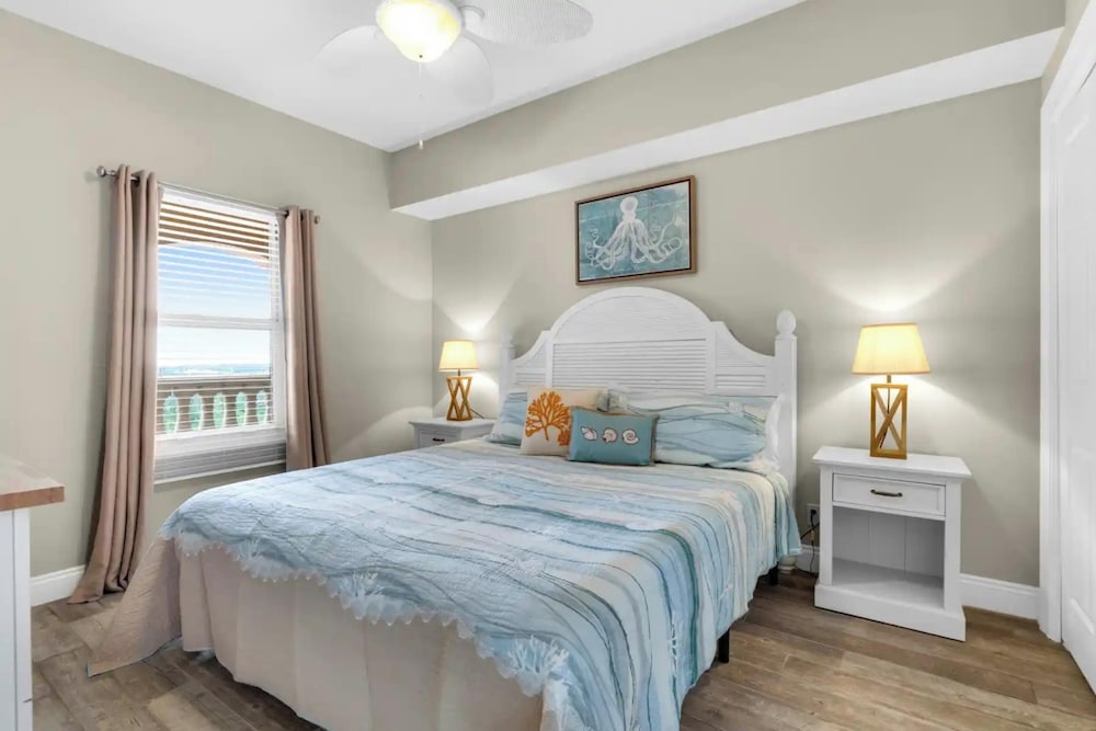 3 Bedrooms, Condo, 2 King Beds, Bunk Bed, Sea View, Sofa