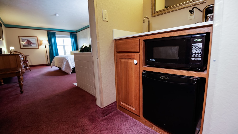 Van Buren Hotel 4/50
