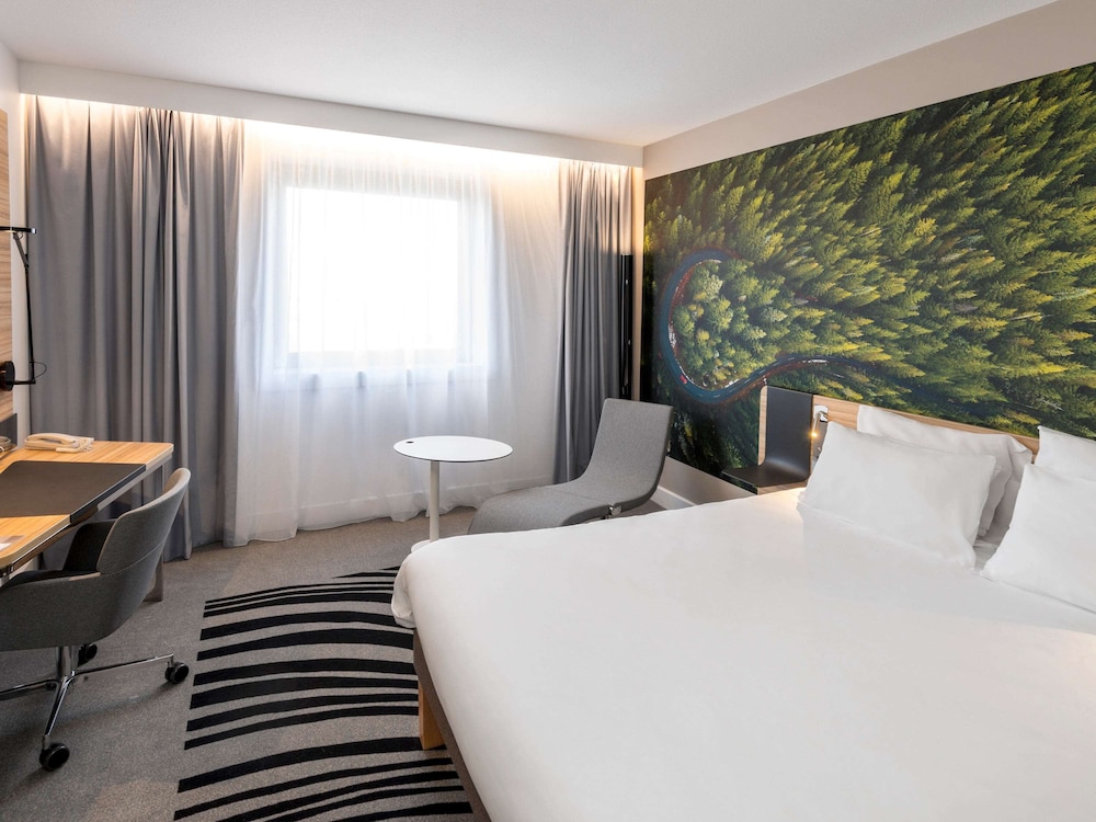 Novotel Marne la Vallee Noisy le Grand 23/75