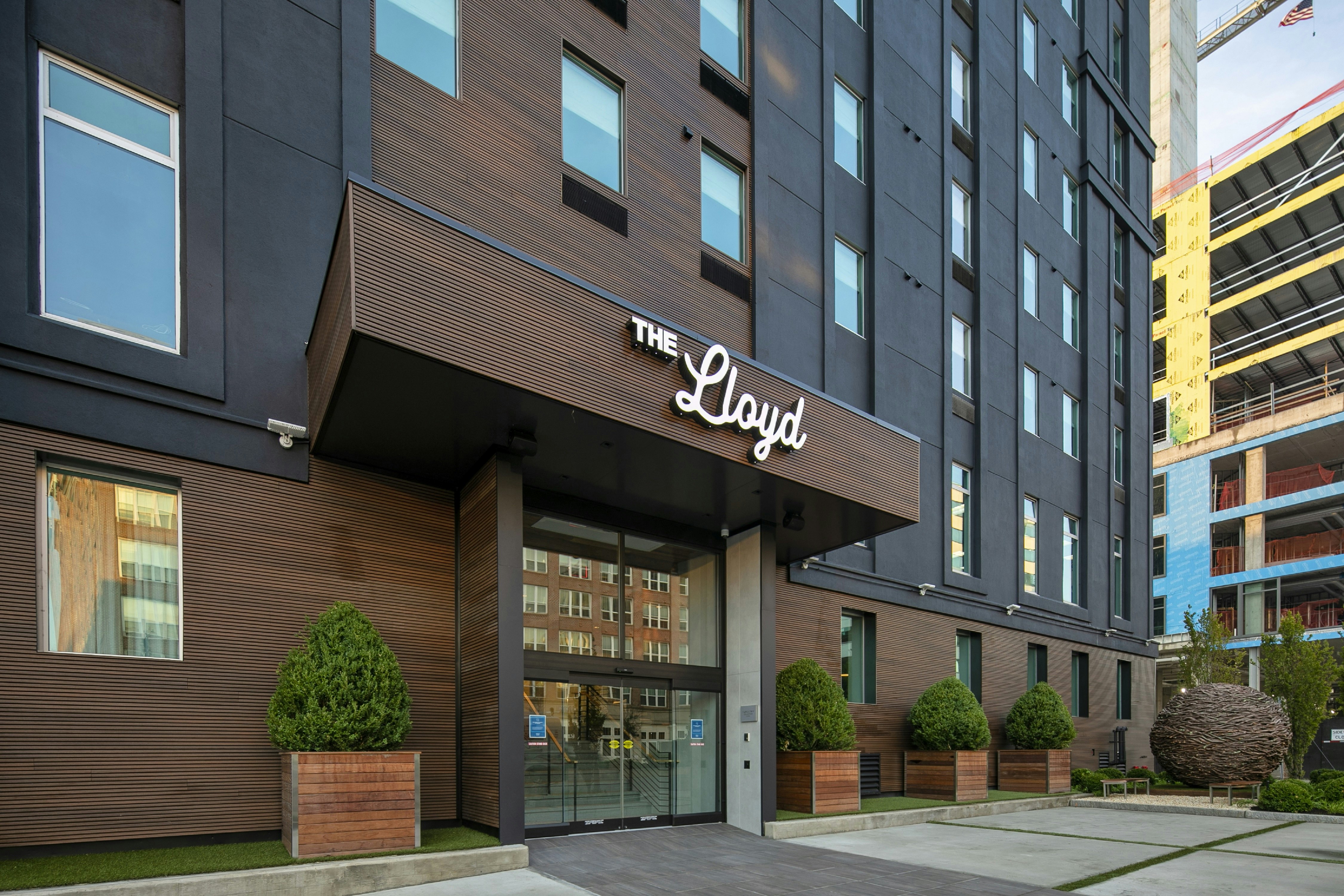 The Lloyd Stamford Tapestry Collection By Hilton 45/48