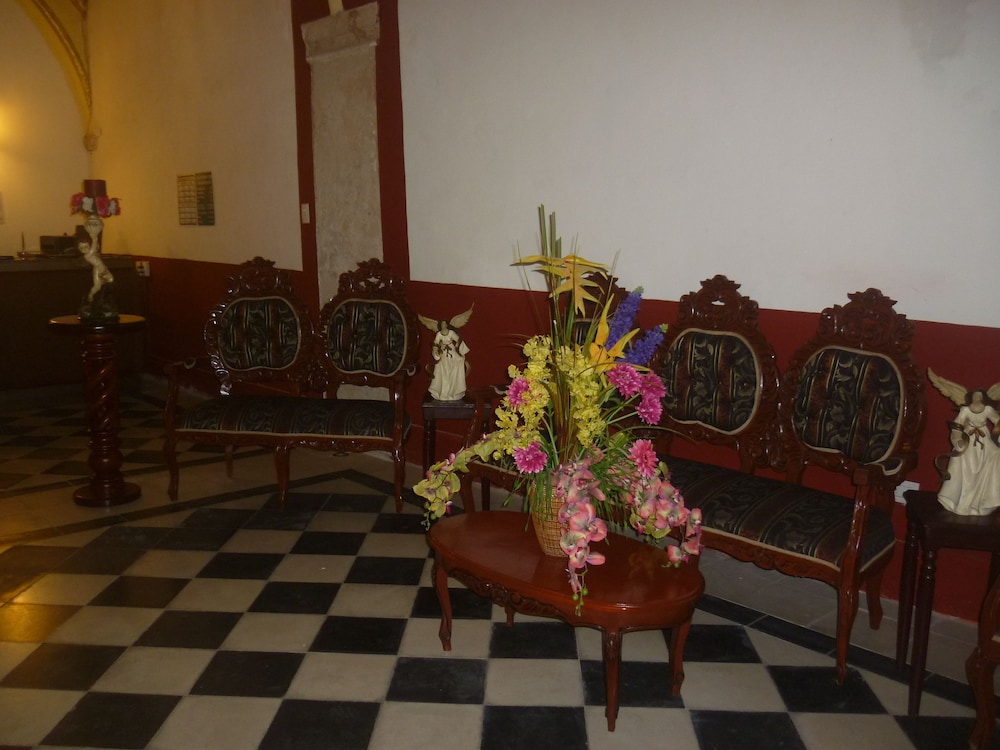 Hotel Maya Ah Kim Pech 23/35