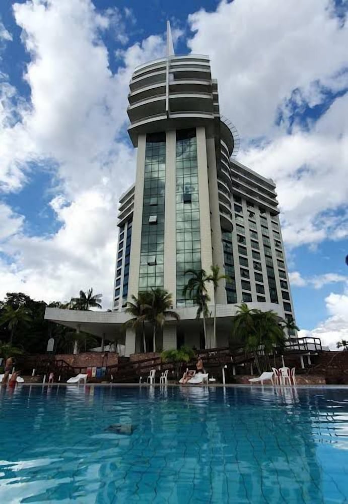 Tropical Executive Hotel 13/62