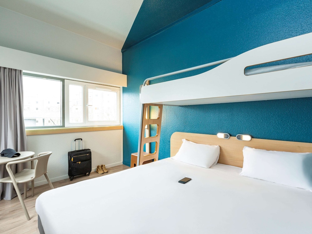 IBIS BUDGET PARIS PORTE DE PANTIN 13/64