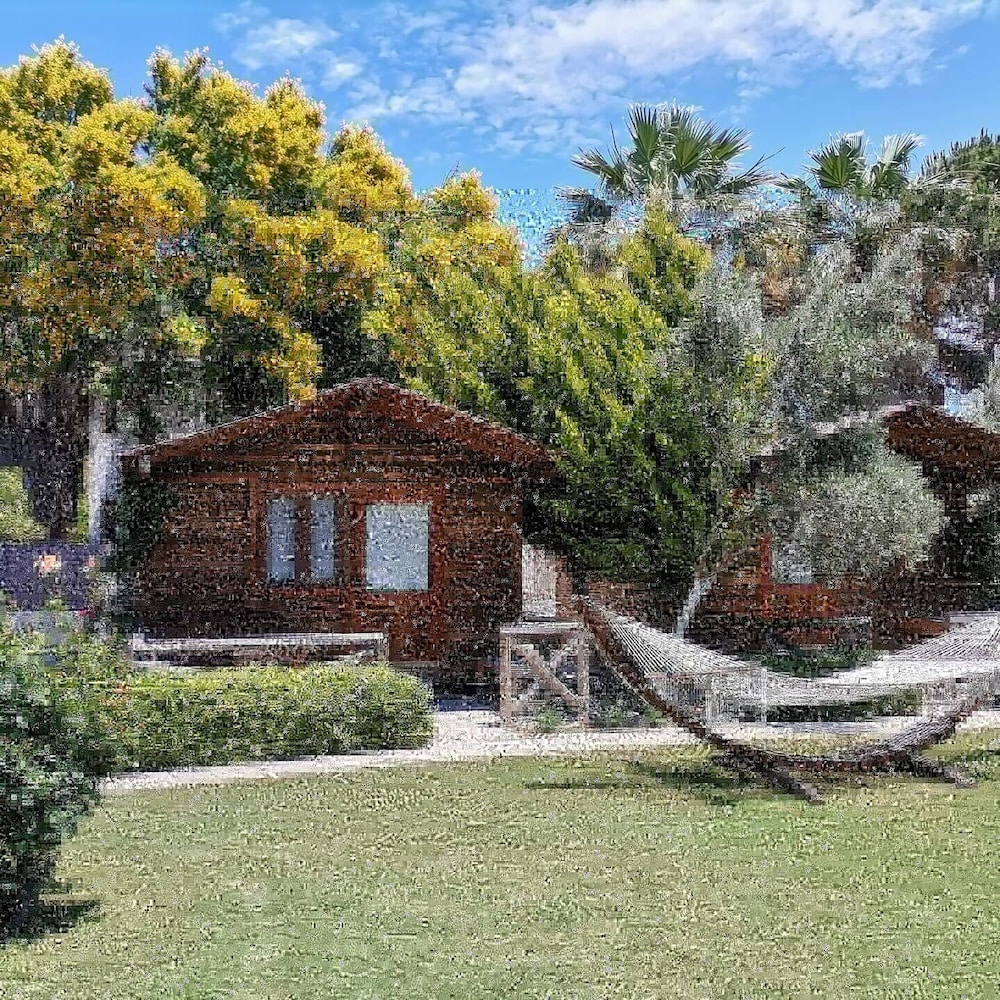 Pitos Bungalows 39/50