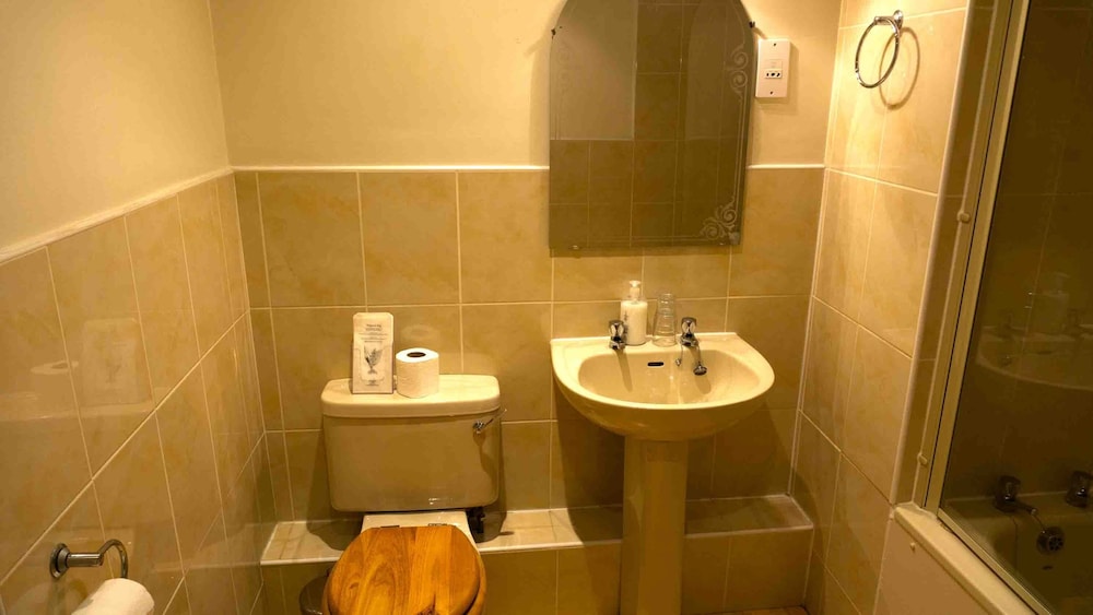 Arrandale Guest House 40/43
