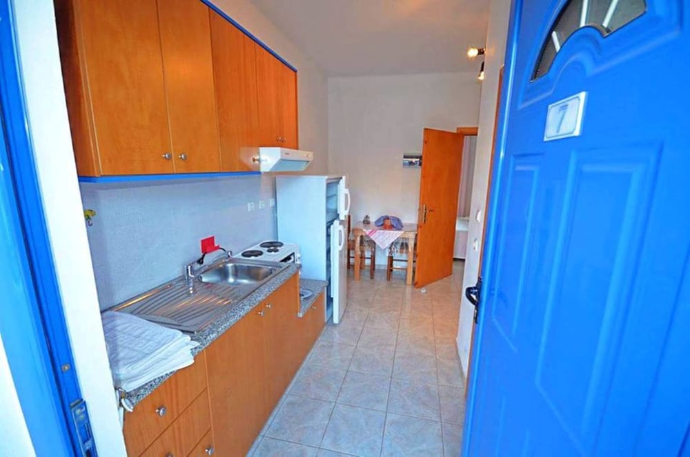 Nitsas Hotel Apartments 24/54