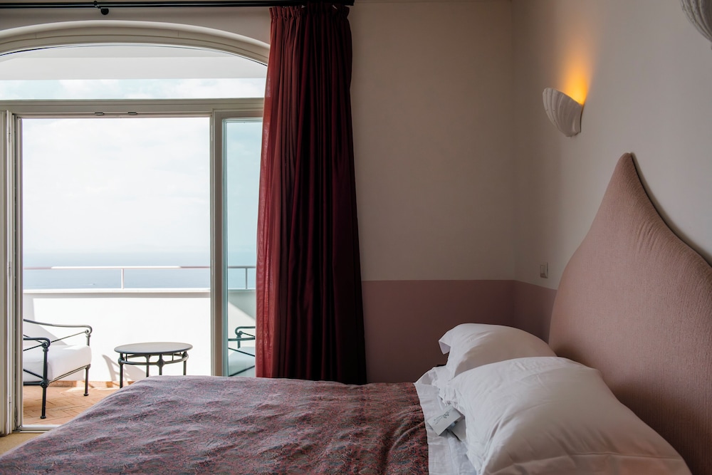 ROOM, SEA VIEW, TERRACE