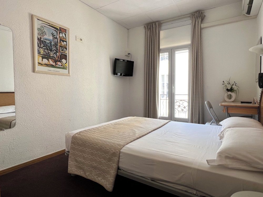 ECONOMY, DOUBLE BED