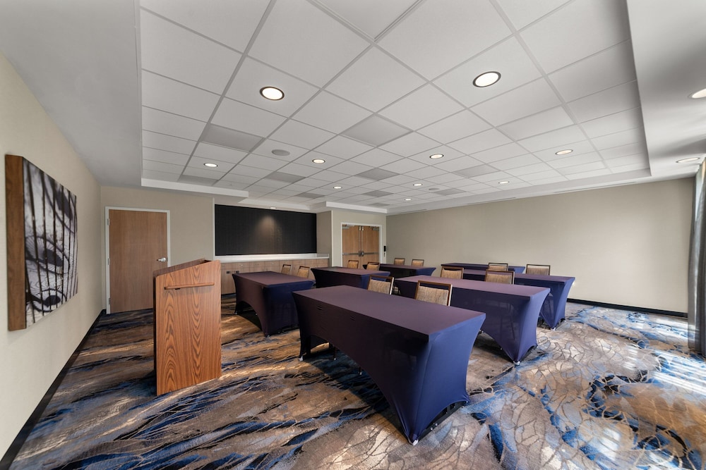 Fairfield Inn & Suites by Marriott Brooksville Suncoast Parkway 48/56