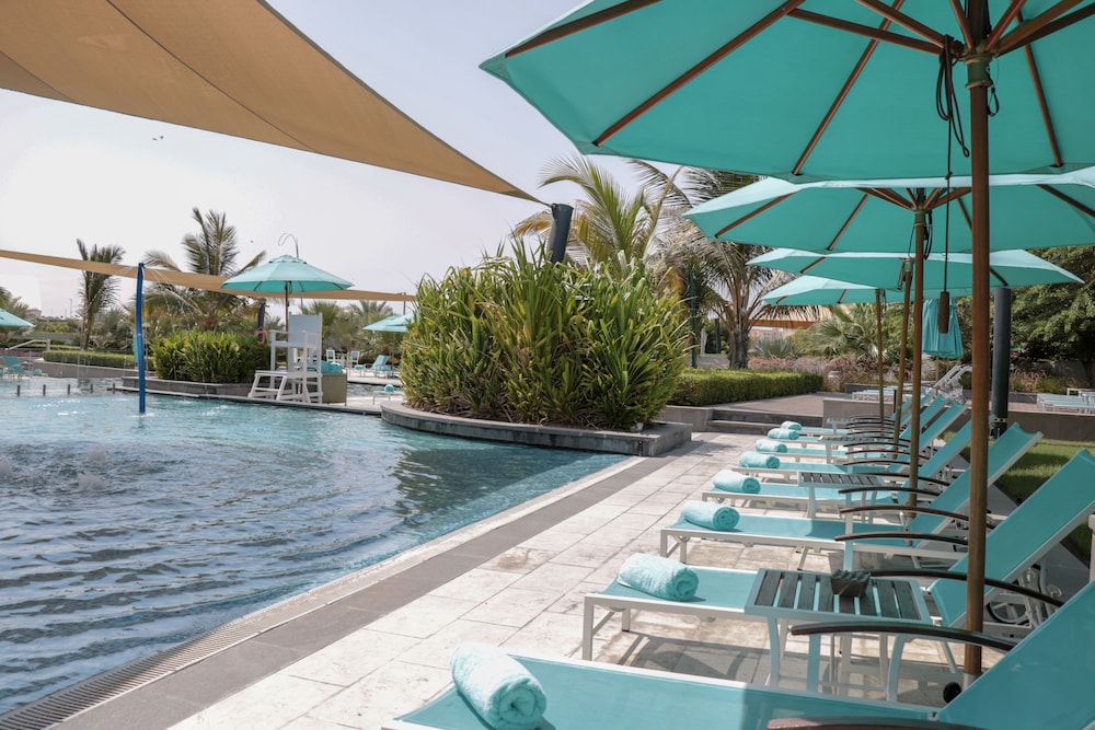 فندق البيلسان(Bay La Sun Hotel & Marina) 33/65