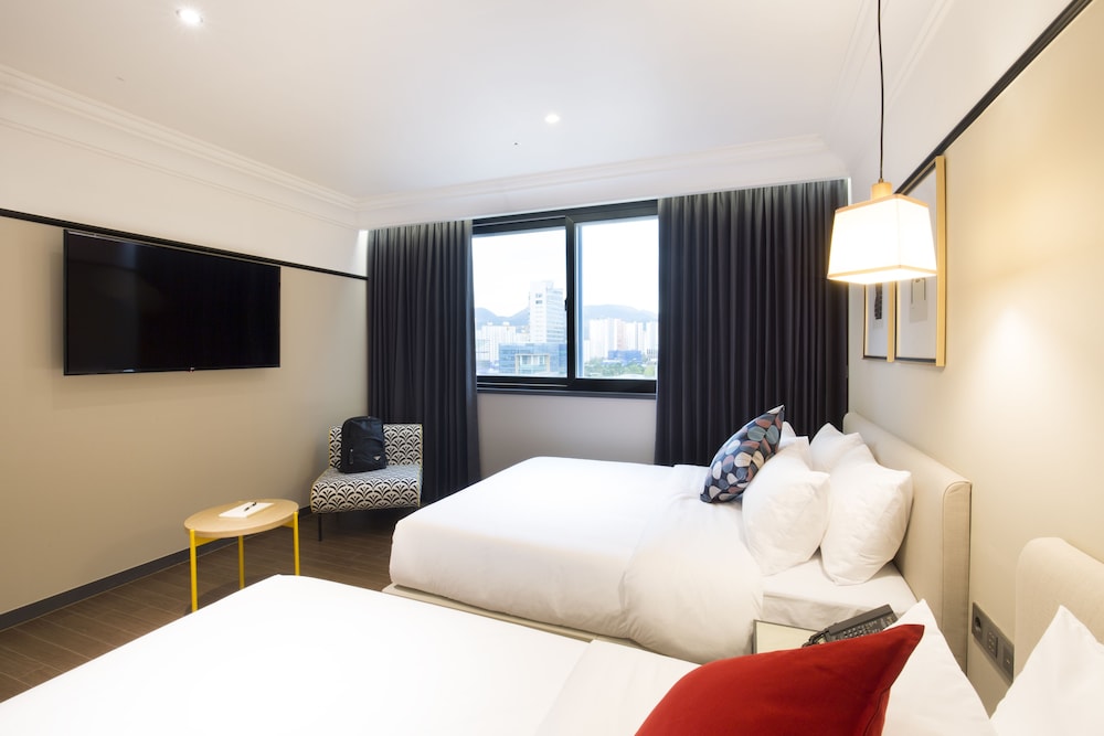 Brown Dot Hotel Jinju 10/60