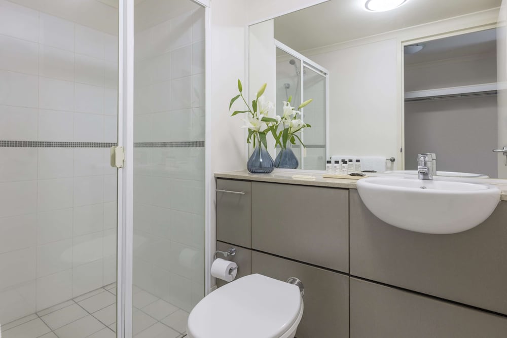 Oaks Brisbane River City Suites 13/72