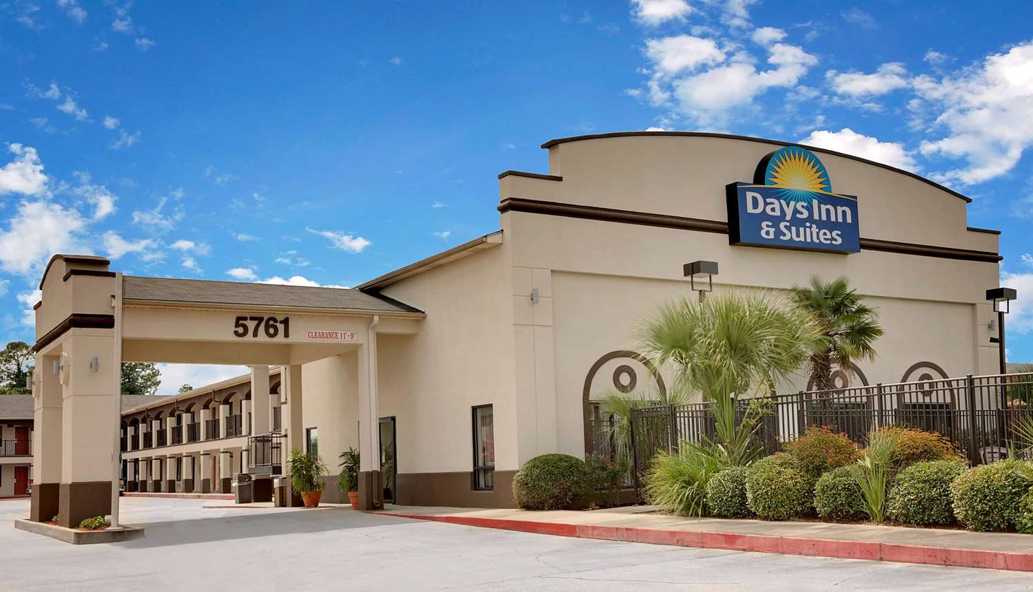 Days Inn & Suites By Wyndham Opelousas 1/13