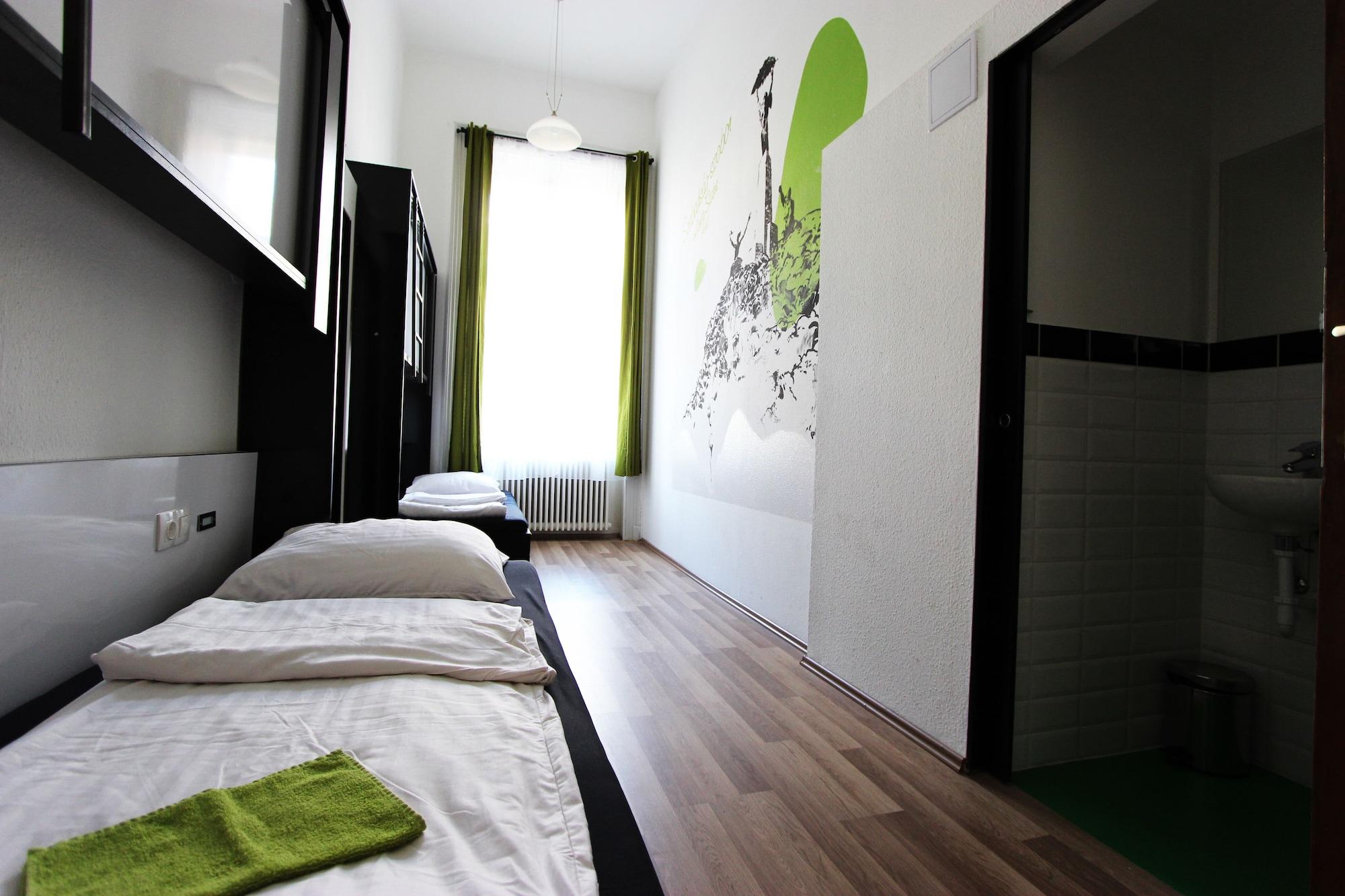 Adagio Hostel 1.0 Oktogon 11/65