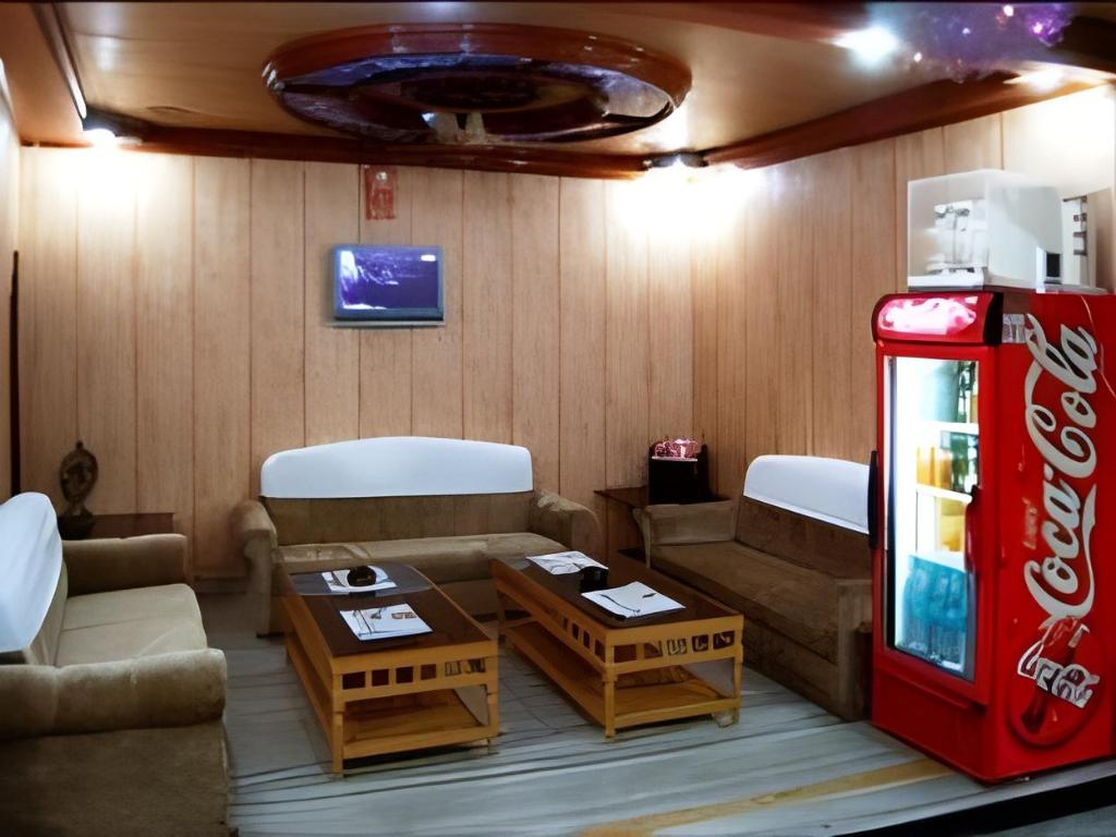 HOTEL SAHIL 29/33