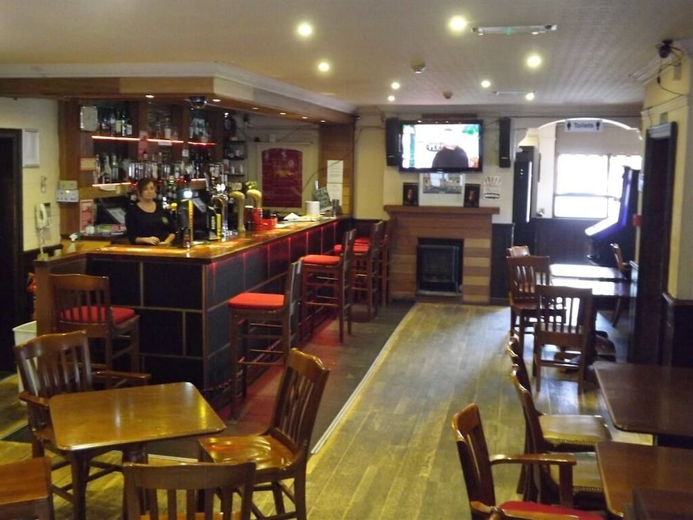 Lomond Park Hotel 30/36