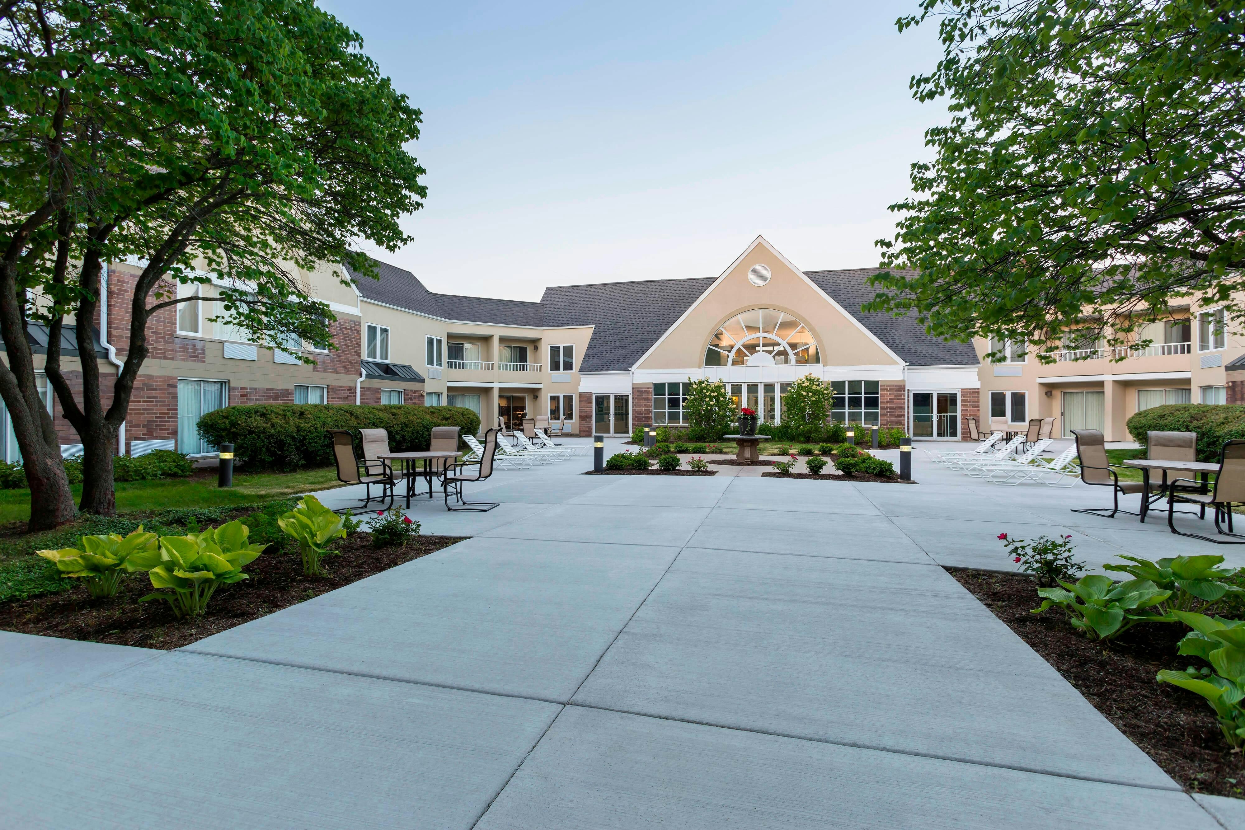 Four Points By Sheraton Buffalo Grove 27/27