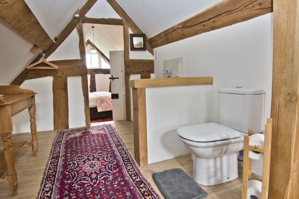 Lower Wythall B&B 48/50