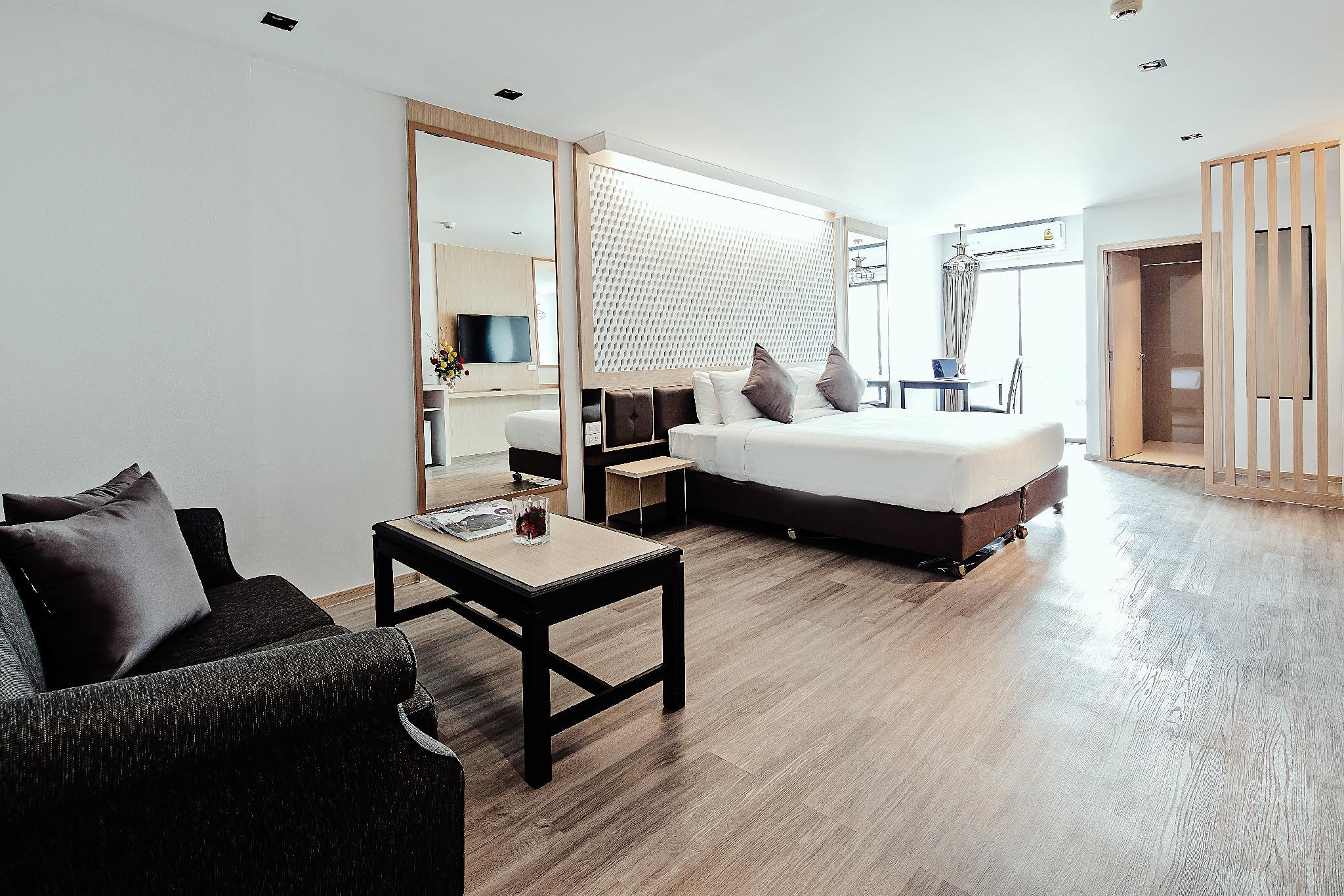 2 Bedrooms, Connecting, Family Suite, Suite, City View