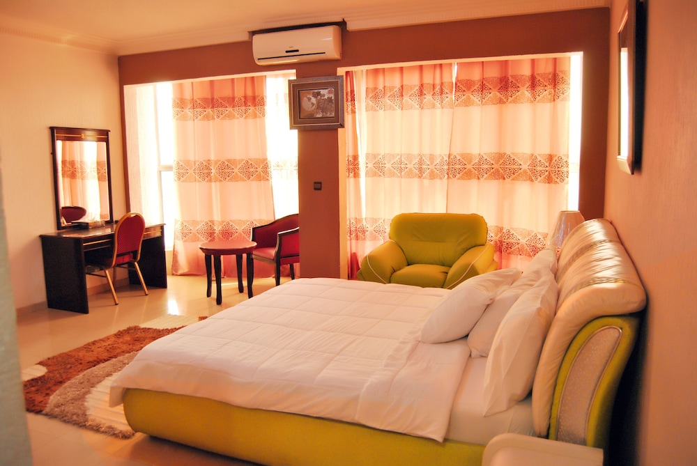 Riviera Hotel Benin 15/42