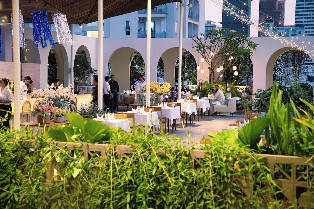 Baitong Hotel And Resort Phnom Penh 42/47
