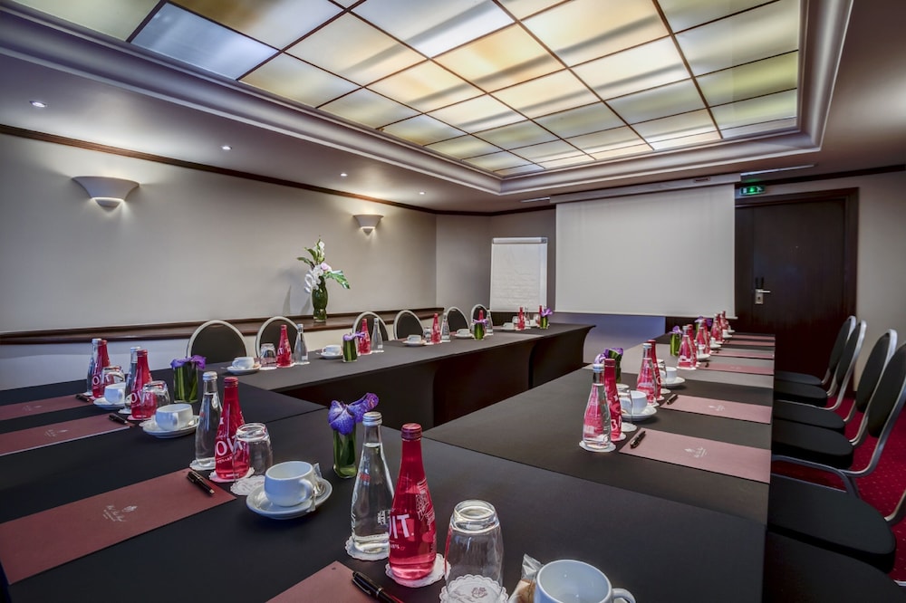Hotel Pont Royal 58/68