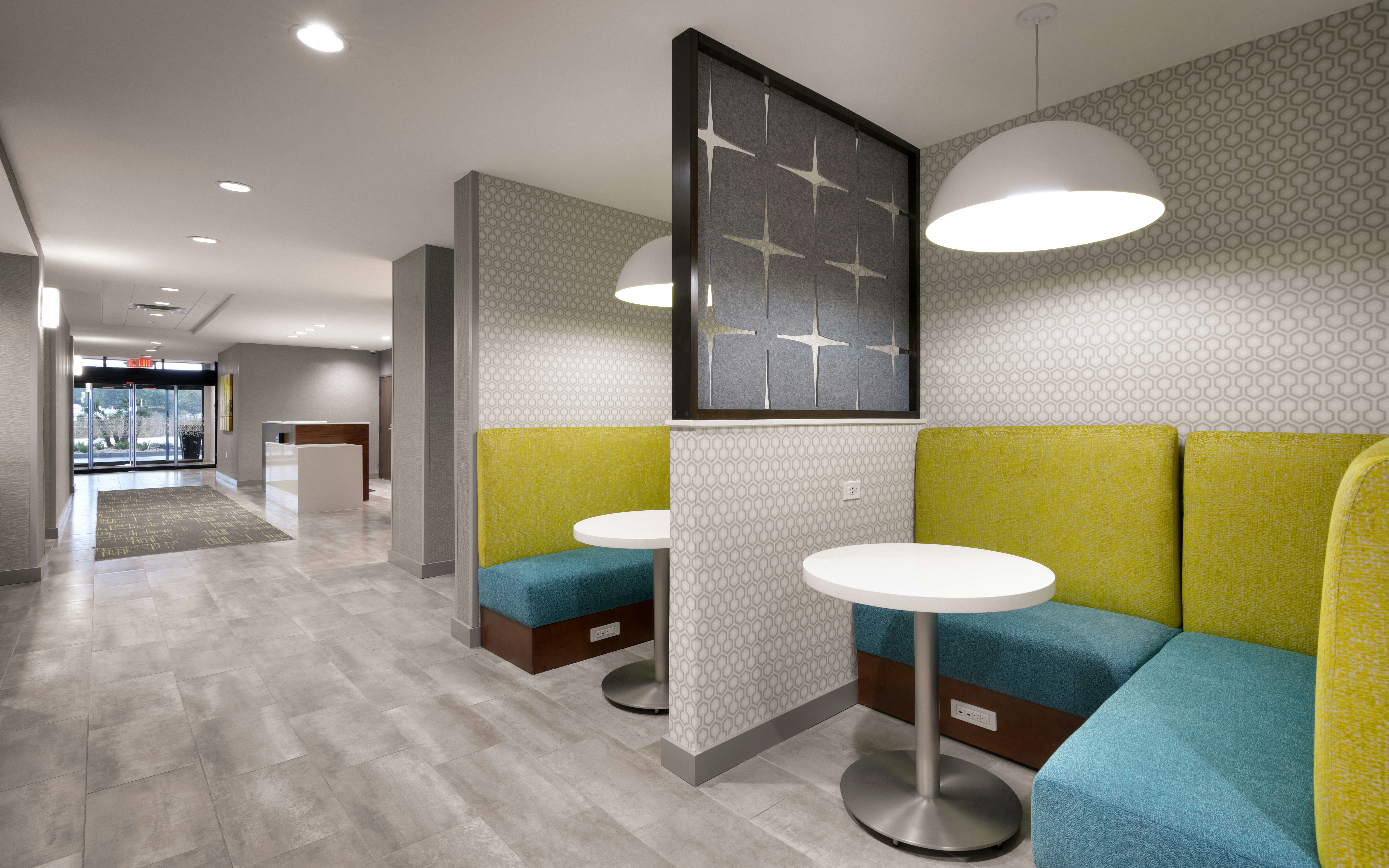 Hampton Inn and Suites Rockport-Fulton 13/24