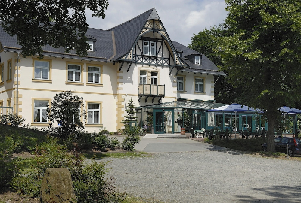 Parkhotel Waldschlösschen 4/65