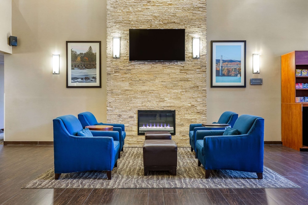 Comfort Suites Dover University Area 34/36