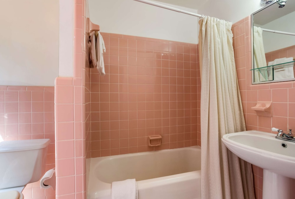 Americas Best Value Inn Historic Clewiston Inn 11/56