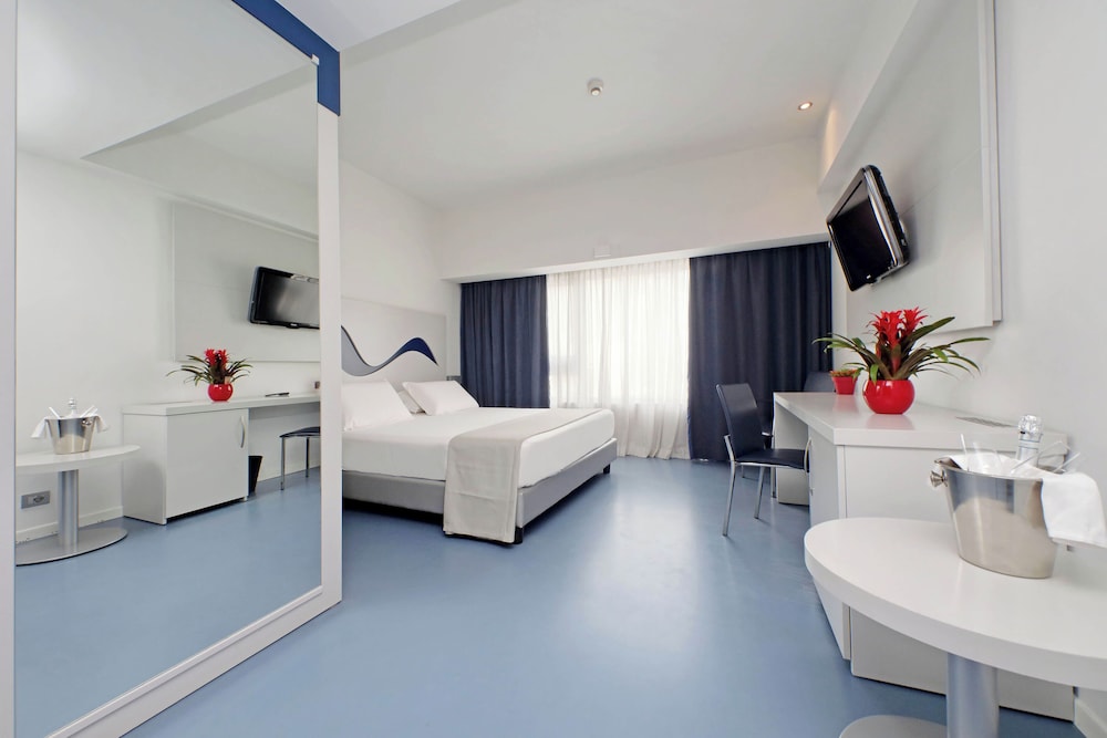 Hotel Poseidon 27/73