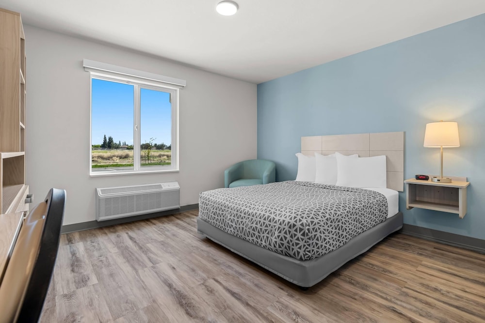 WoodSpring Suites Manteca - Stockon South 25/63