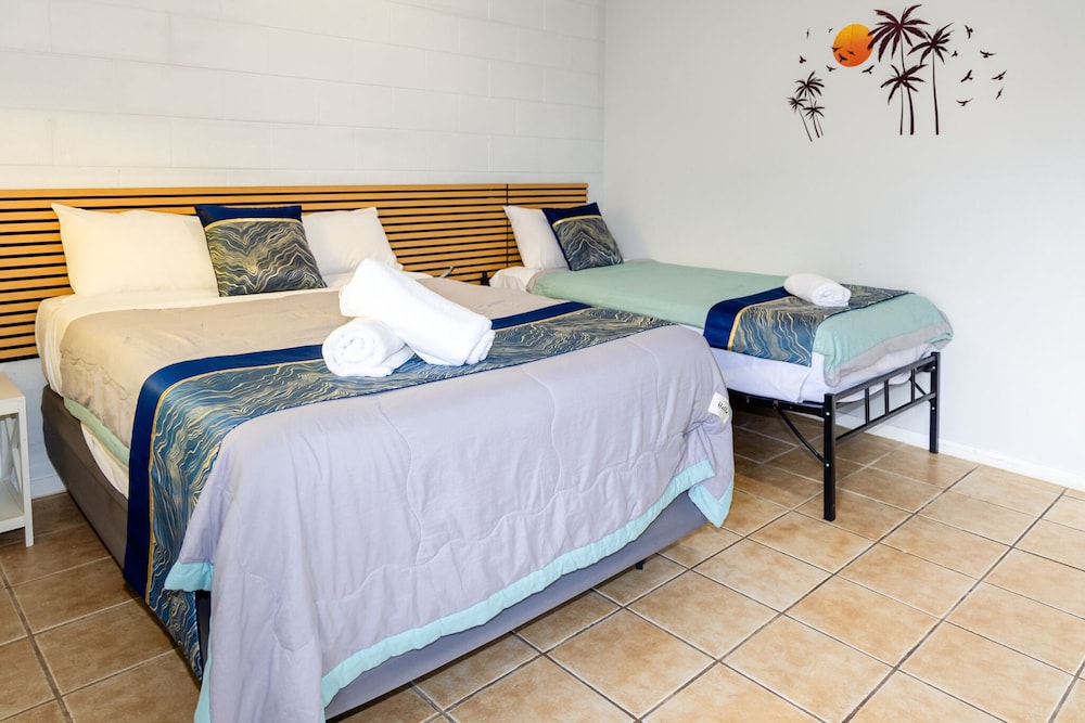 Innisfail Riverfront Motel 5/27