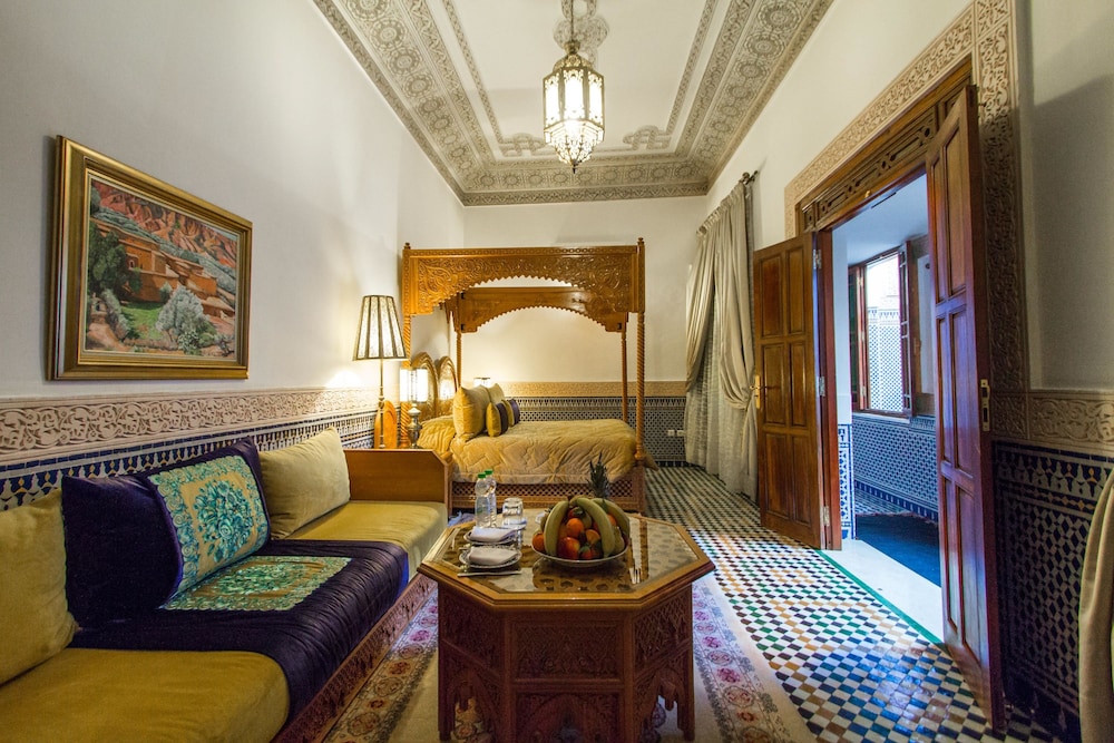 Riad Myra 37/75