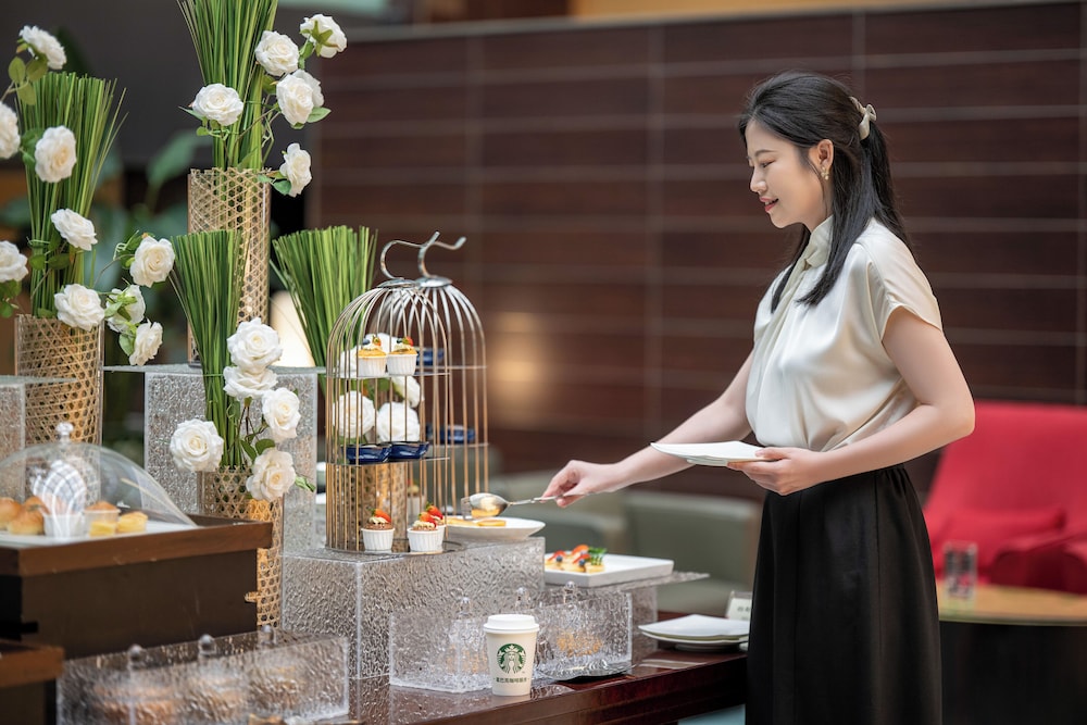 C D Hotel Xiamen 8/50