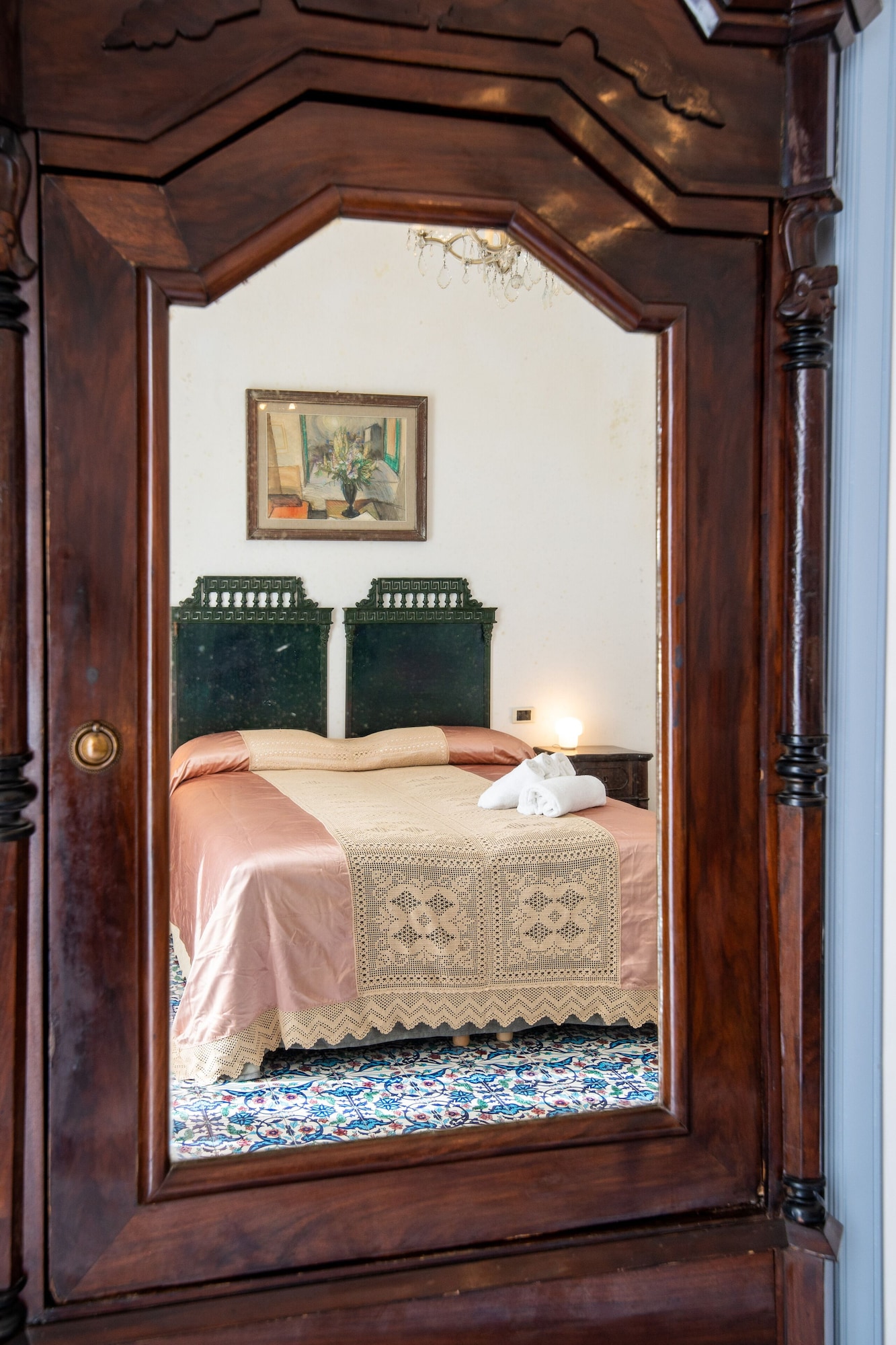 Traditional, Queen Bed, D' Angleterre 9/10