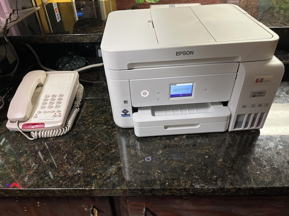 Economy Inn Express Warren 45/47