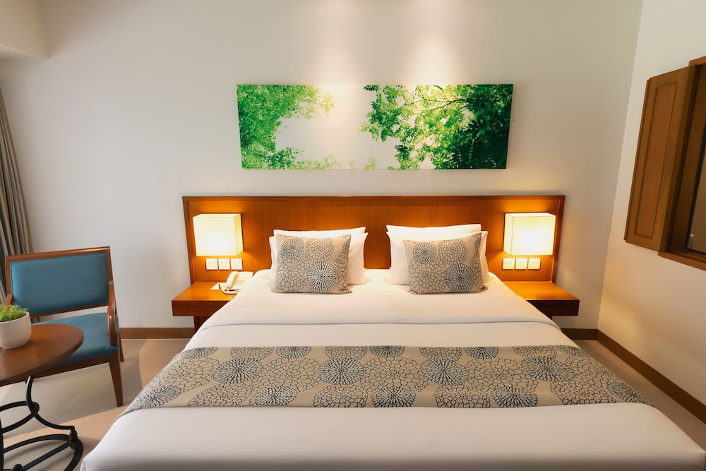 Woodlands Hotel And Resort 20/65