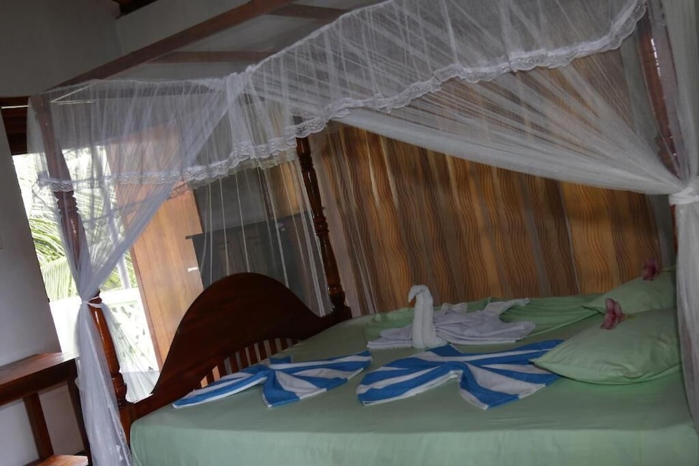 Beach Lagoon Guest House 21/50