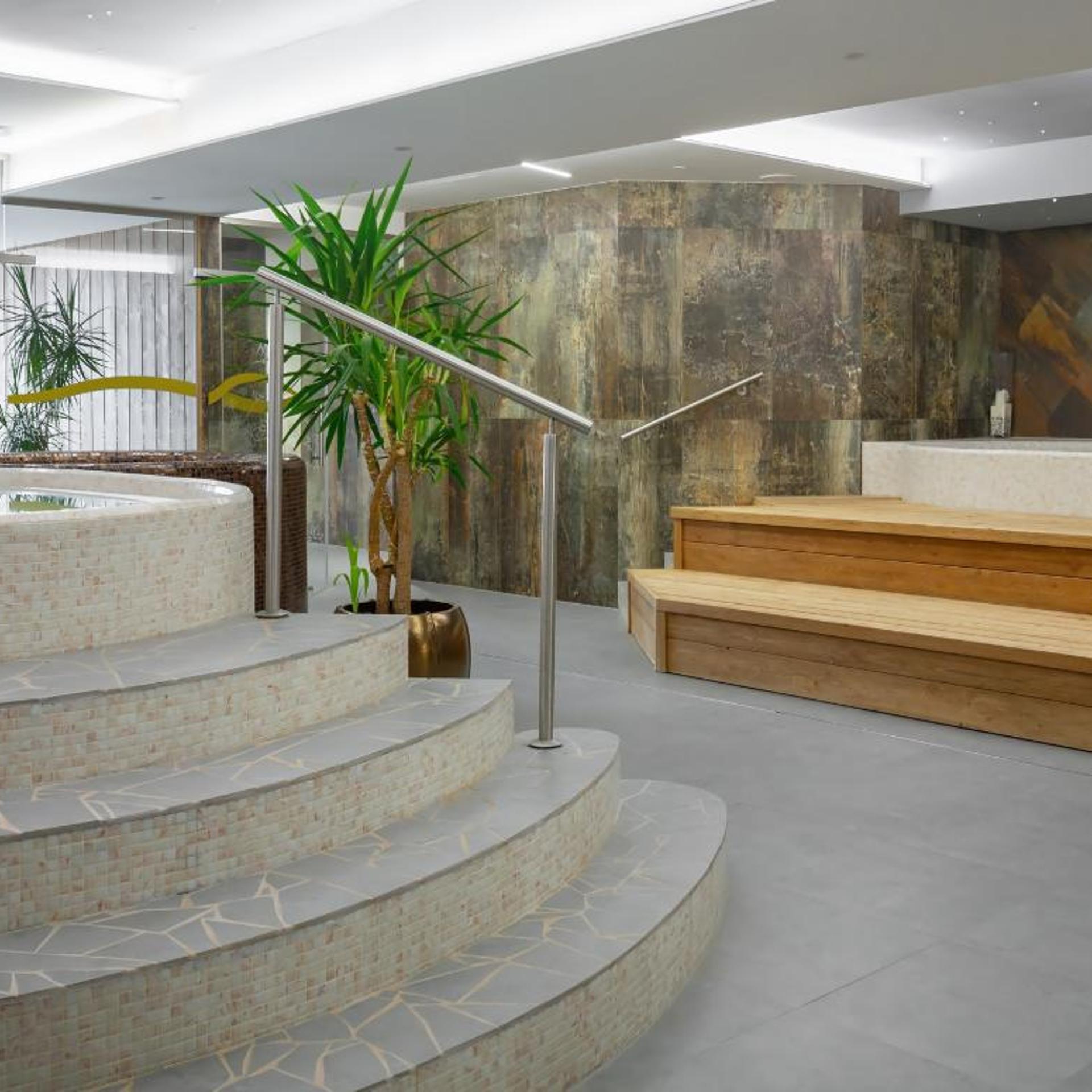 Grand Hotel Bellevue 6/50