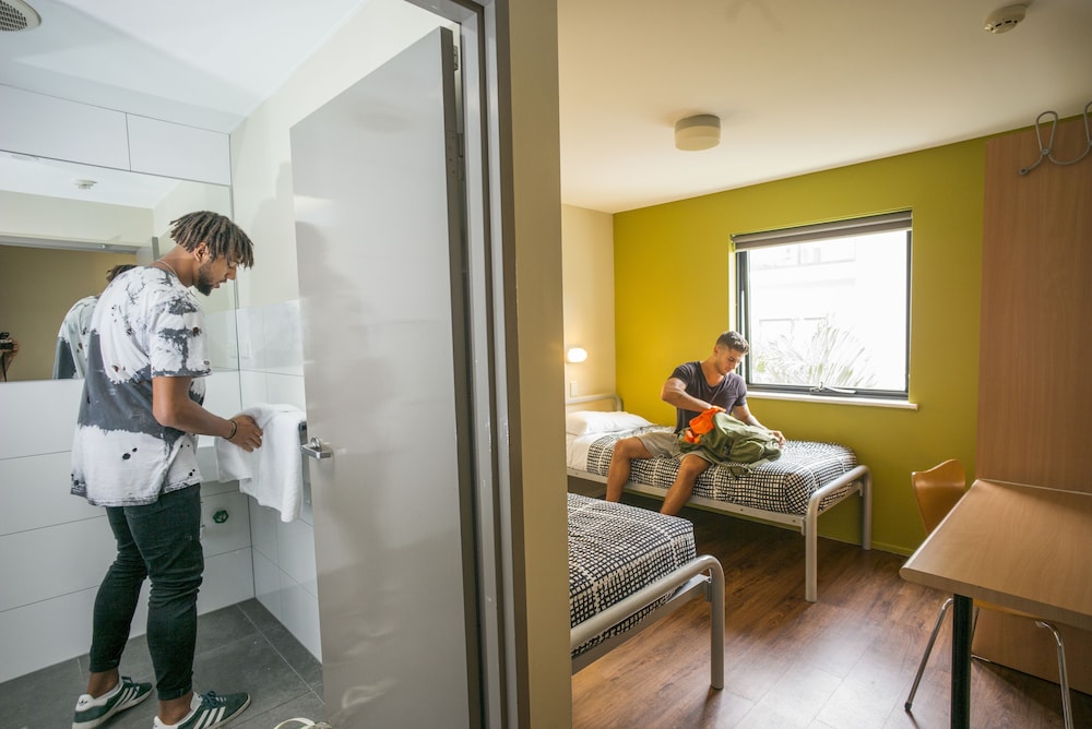 YHA Brisbane City 30/30