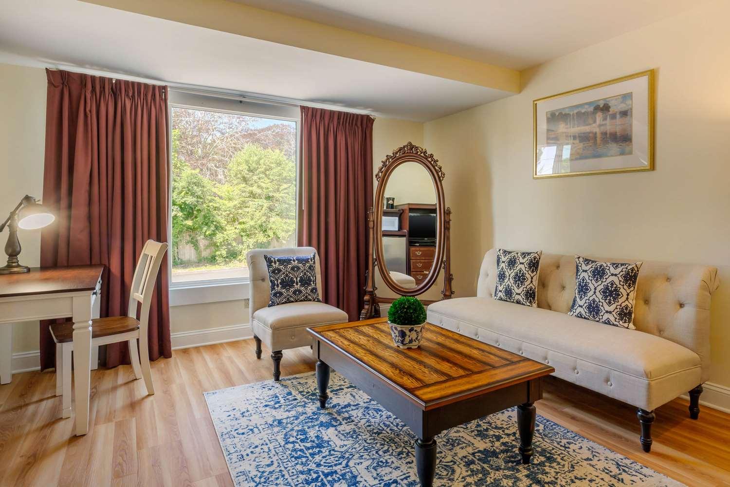 The Carriage House Inn Newport 23/44