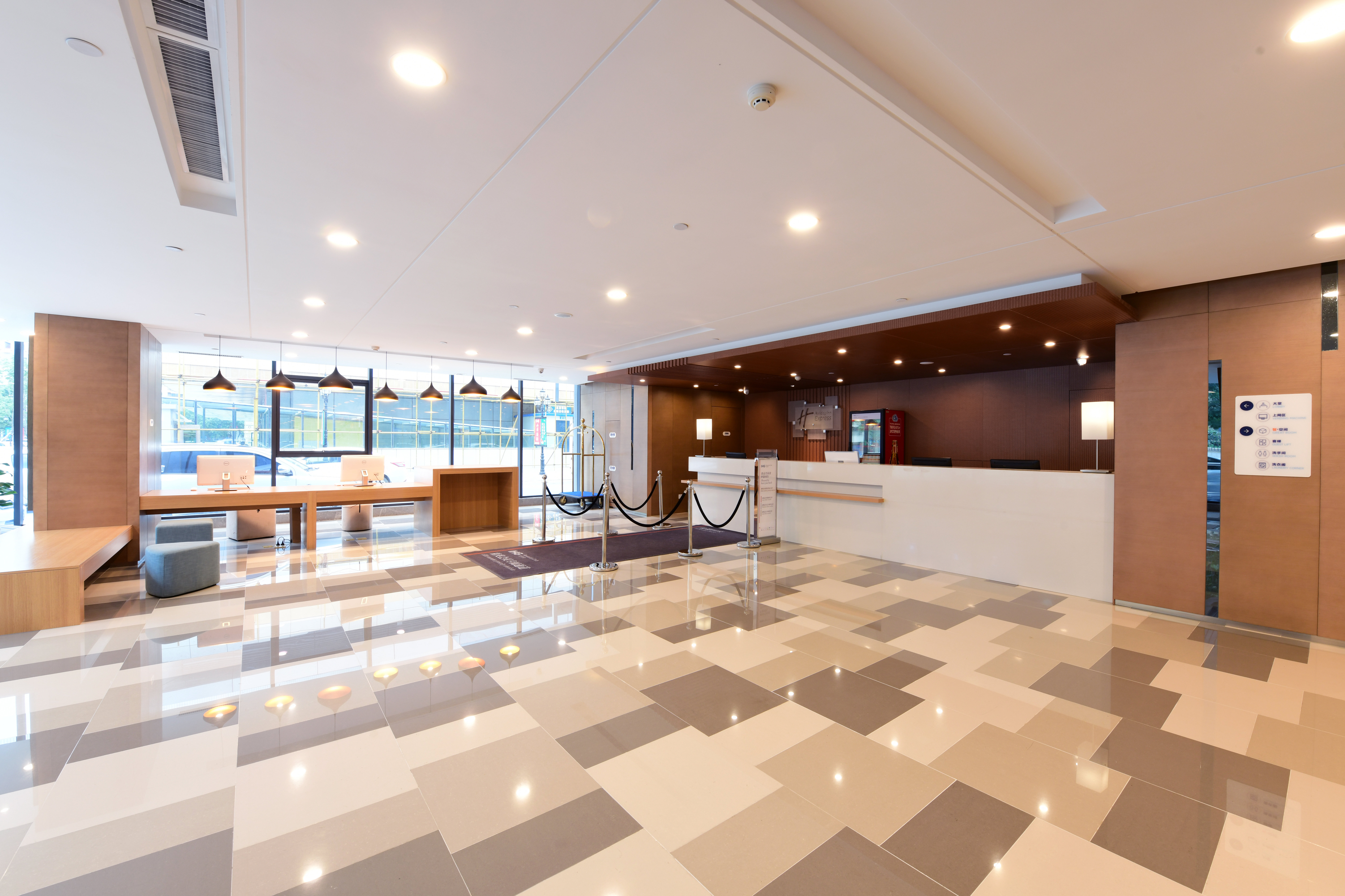HOLIDAY INN EXPRESS CHANGCHUN HIGH-TECH ZONE 7/21