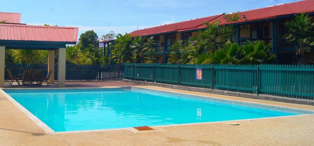 Madang Star International Hotel 3/60