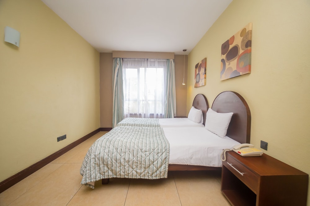 Taarifa Suites 19/50