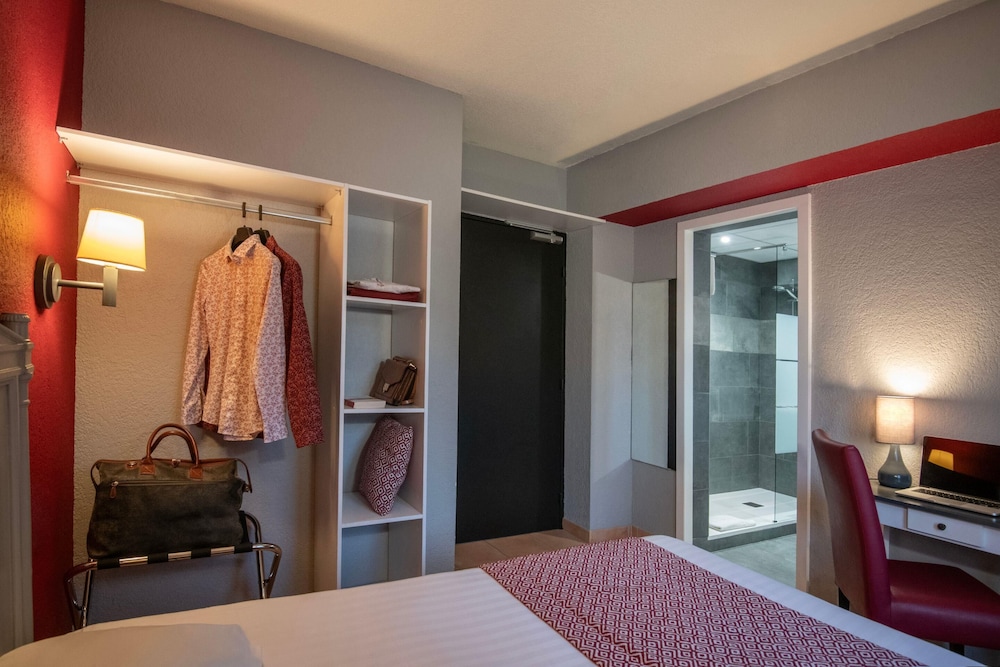 Hotel du Forum 16/50