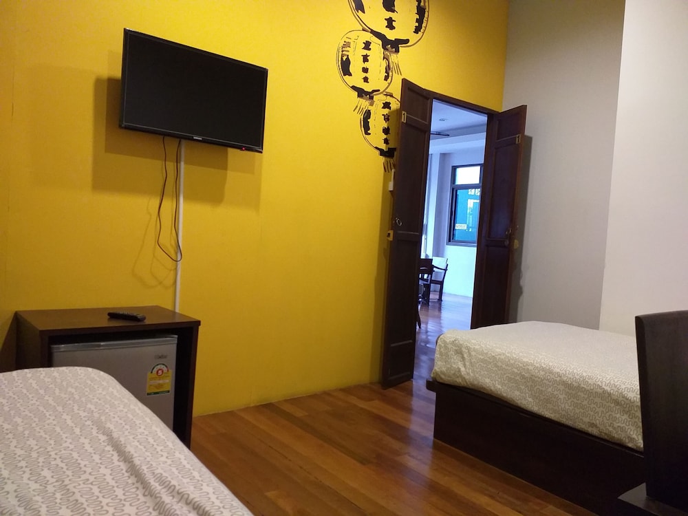 Sunny Hostel Phuket 15/29